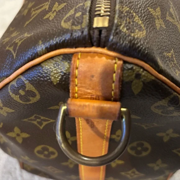 Auth Louis Vuitton Keepall 50 Monogram Travel Bag - Picture 14 of 16